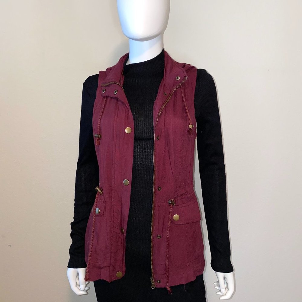 Hood vest